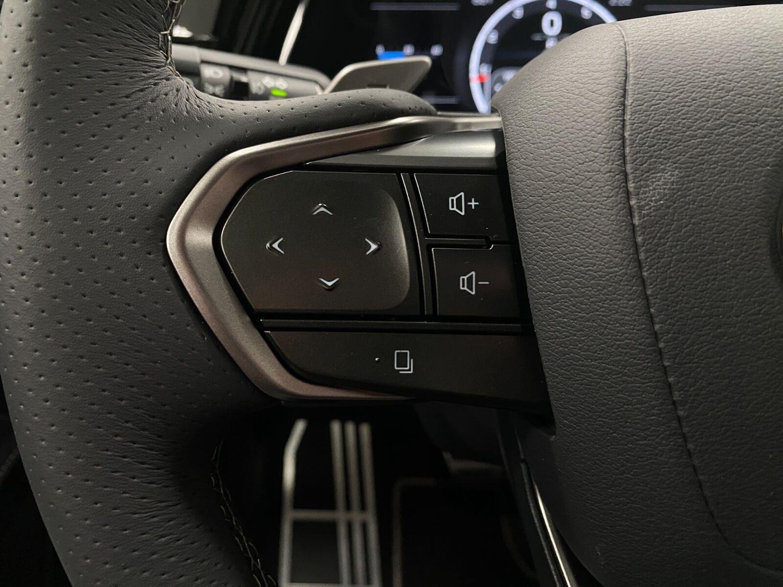 New 2026 Lexus RX 350 F Sport AWD/4WD image 16