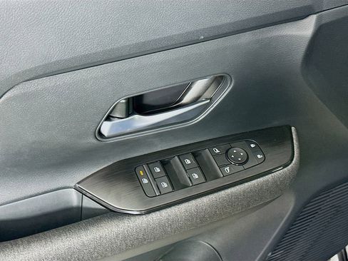 New 2026 Nissan Kicks SV w/ SV Premium Package image 23