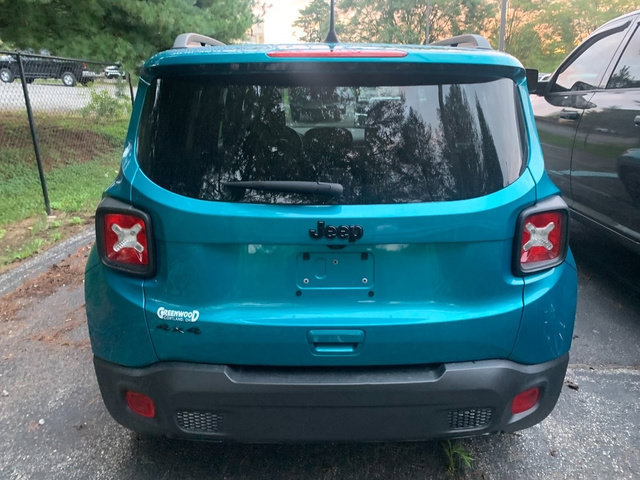 Used 2022 Jeep Renegade Altitude AWD/4WD image 6
