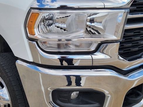 Used 2024 RAM 3500 Big Horn image 9