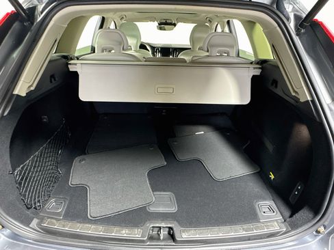 Used 2019 Volvo XC60 T5 Inscription w/ Protection Package AWD/4WD image 26