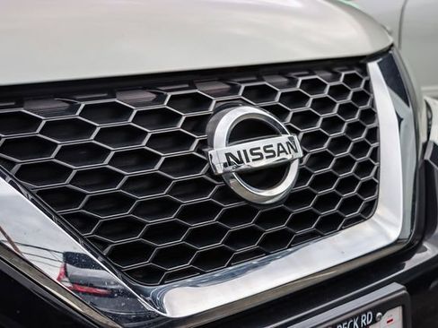 Used 2020 Nissan Murano SV image 11