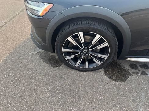 Used 2020 Volvo V60 T5 Cross Country w/ Protection Package Premier AWD/4WD image 9