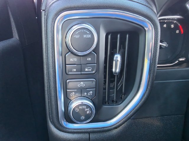 Used 2021 GMC Sierra 1500 SLE AWD/4WD image 25