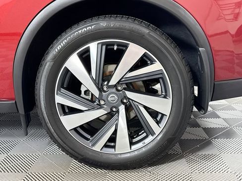 Used 2017 Nissan Murano Platinum w/ Platinum Technology Package image 4