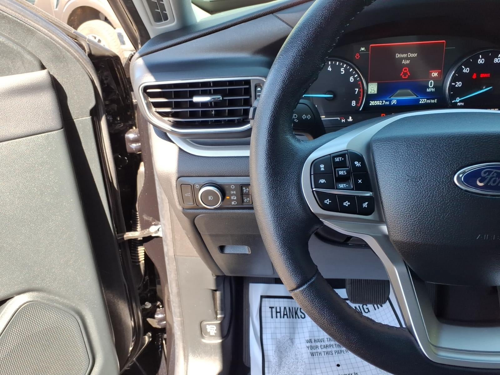Certified 2024 Ford Explorer XLT w/ Equipment Group 202A RWD image 28