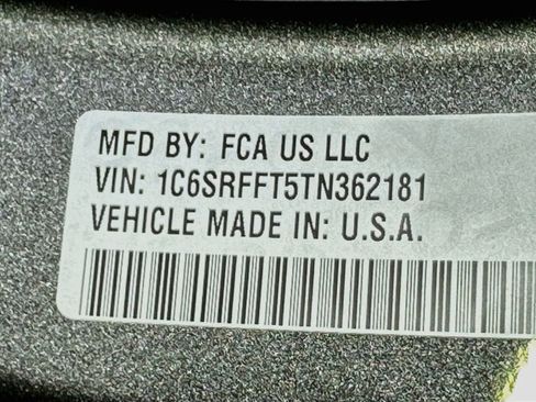 New 2026 RAM 1500 4x4 Crew Cab image 16
