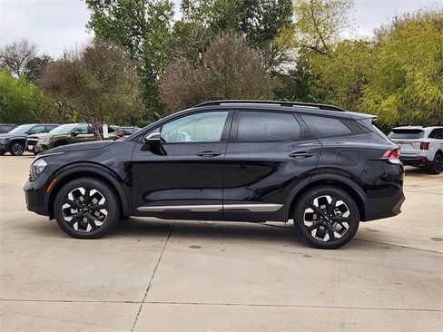 Certified 2023 Kia Sportage X-Line image 4