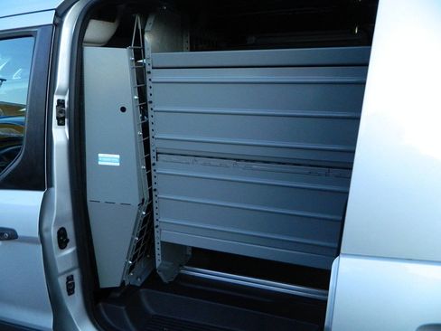 Used 2015 Ford Transit Connect XLT image 12