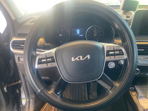 Used 2022 Kia Telluride S FWD image 8