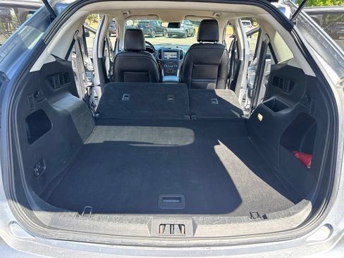 Used 2020 Ford Edge SEL AWD/4WD image 16
