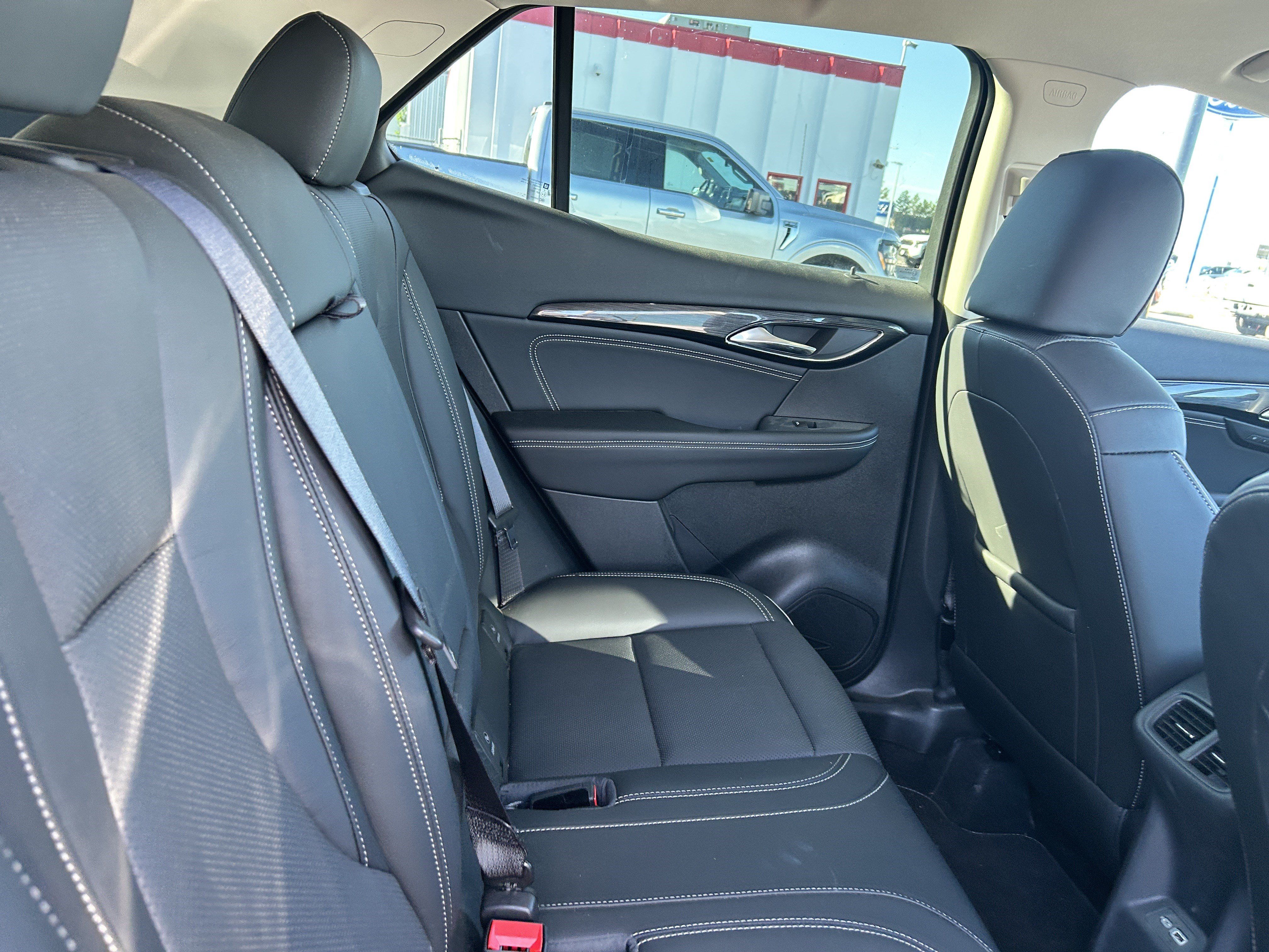 Used 2022 Buick Envision Essence w/ Safety Package AWD/4WD image 12
