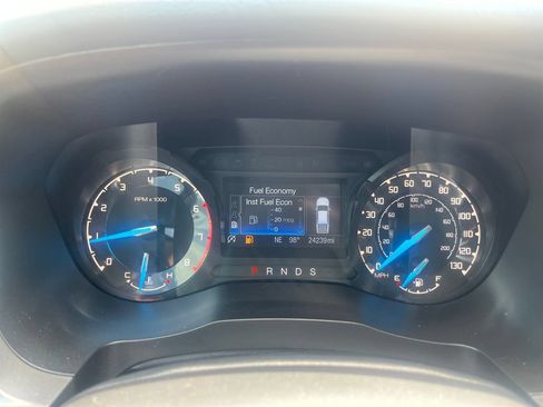 Used 2020 Ford Ranger XLT w/ Equipment Group 302A Luxury RWD image 12