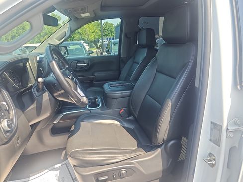 Used 2019 GMC Sierra 1500 SLT w/ SLT Premium Plus Package AWD/4WD image 17