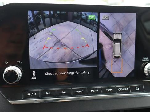 Used 2024 Mitsubishi Outlander SE image 39