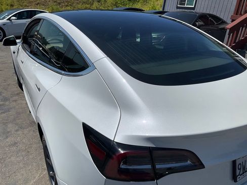 Used 2019 Tesla Model 3 Mid Range RWD image 82