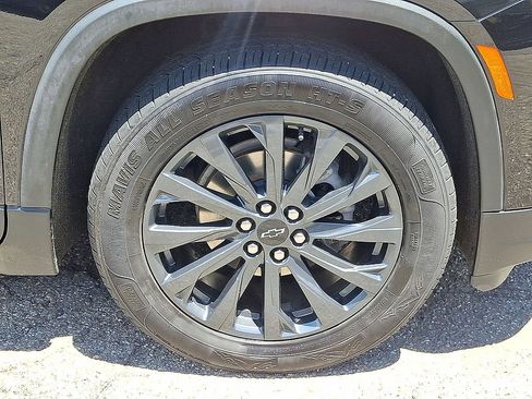 Used 2022 Chevrolet Traverse RS AWD/4WD image 27