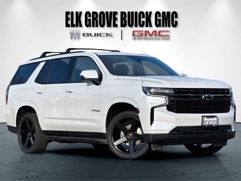 Used 2021 Chevrolet Tahoe RST w/ Luxury Package image 2