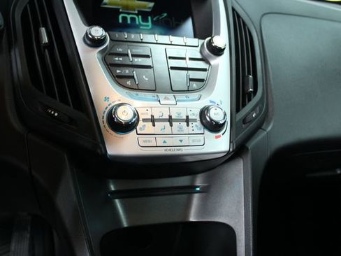 Used 2013 Chevrolet Equinox LT image 19