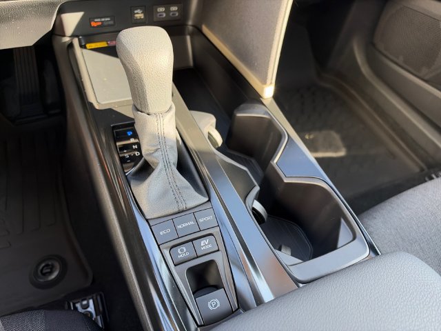 Used 2026 Toyota Camry LE w/ Convenience Package FWD image 24