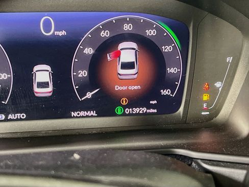 Used 2023 Honda Accord EX-L image 11