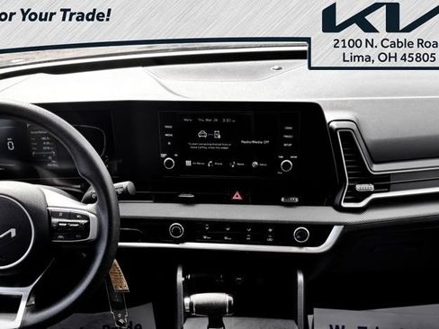 Used 2024 Kia Sportage LX image 10
