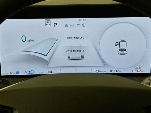 Used 2024 Kia EV6 Light RWD image 19