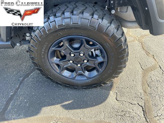 Used 2023 Jeep Gladiator Sport AWD/4WD image 38