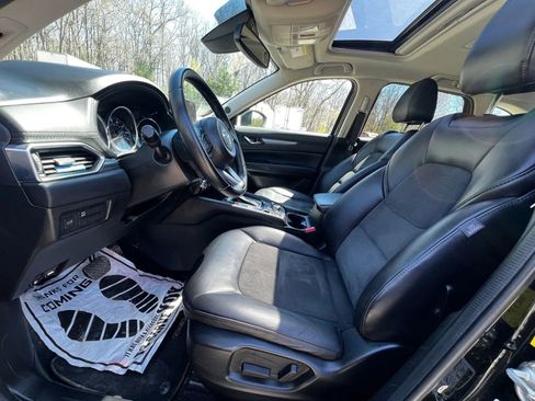 Used 2017 MAZDA CX-5 Touring w/ Preferred Equipment Package image 9