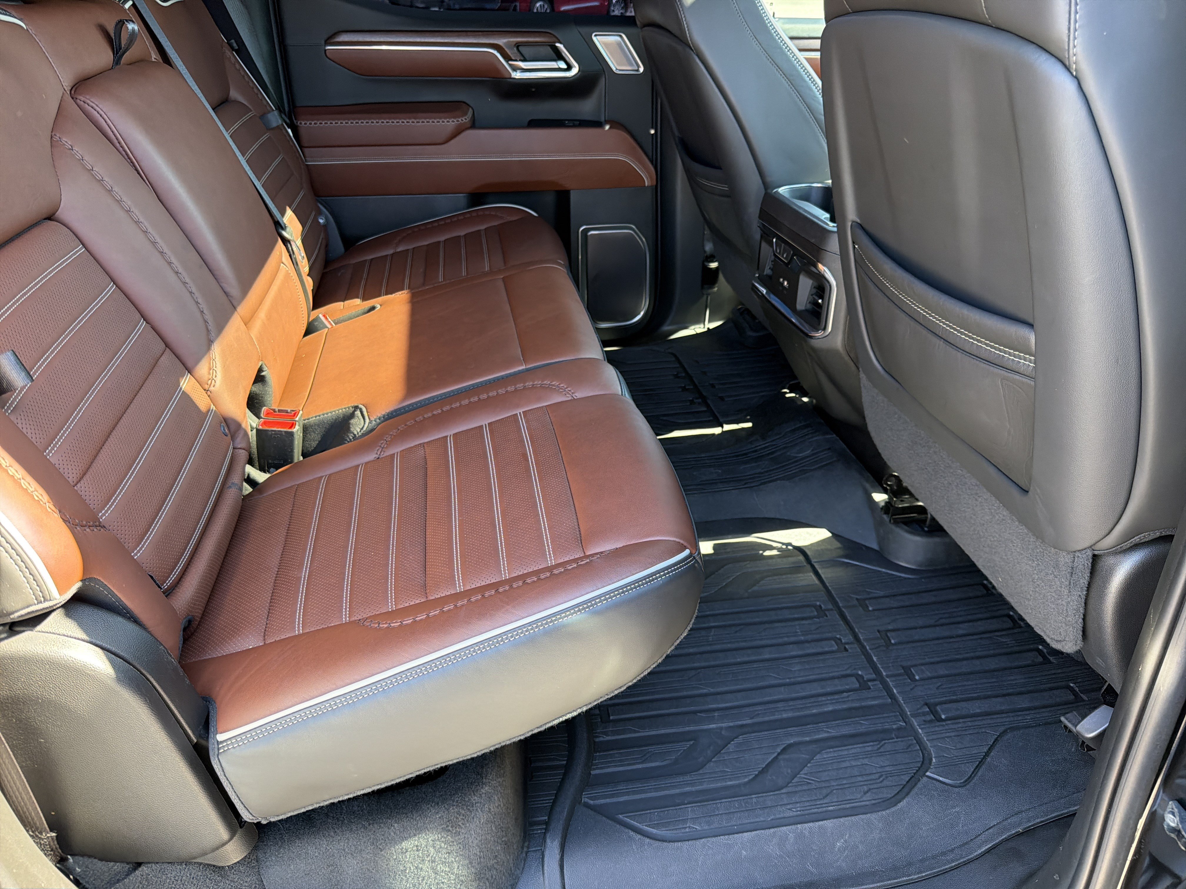 Used 2023 GMC Sierra 1500 Denali Ultimate AWD/4WD image 16