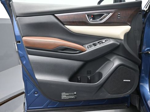 Used 2019 Subaru Ascent Touring image 12