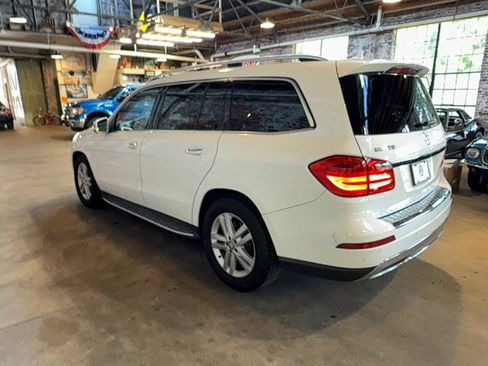Used 2014 Mercedes-Benz GL 450 4MATIC image 5