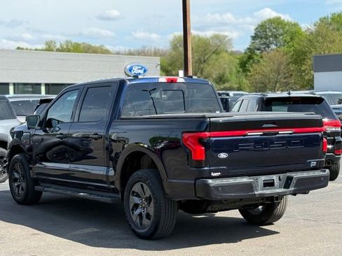 Used 2025 Ford F150 Lightning Lariat AWD/4WD image 45