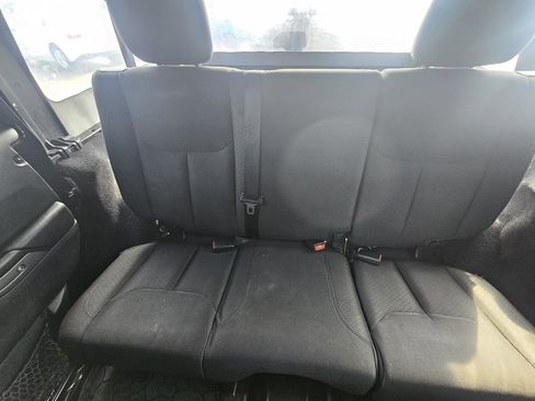 Used 2017 Jeep Wrangler Unlimited Sport image 32