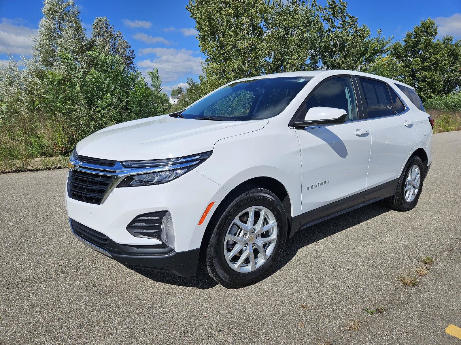 Used 2024 Chevrolet Equinox LT FWD image 3