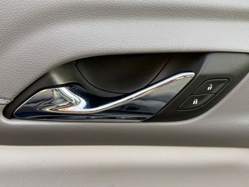 Used 2019 GMC Acadia SLE w/ Driver Alert Package I image 11