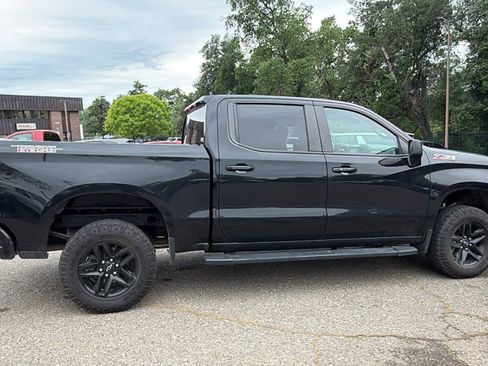 Used 2021 Chevrolet Silverado 1500 LT Trail Boss image 4