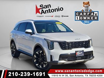 Used 2025 Kia Sorento EX w/ Panoramic Sunroof Package