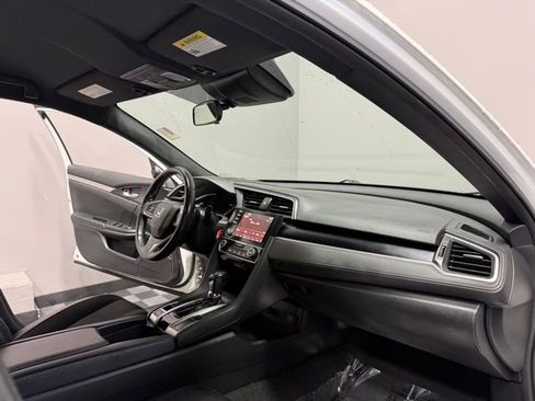 Used 2019 Honda Civic Sport image 22