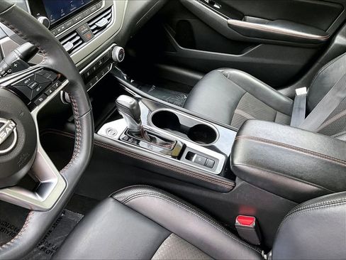 Used 2024 Nissan Altima 2.5 SR AWD/4WD image 15