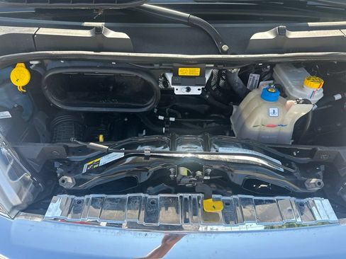 Used 2025 RAM ProMaster 2500 w/ U-Haul Equipment Group FWD image 27