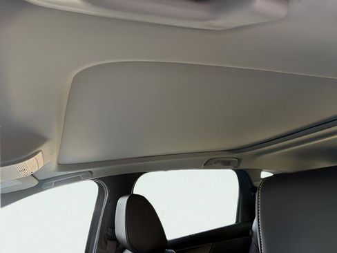 Used 2025 MAZDA CX-70 Plug-In Hybrid w/ Premium Pkg image 15