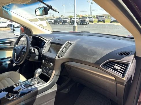 Used 2015 Ford Edge SEL w/ Equipment Group 201A AWD/4WD image 17