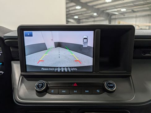 Used 2024 Ford Maverick Lariat w/ Black Appearance Package image 29