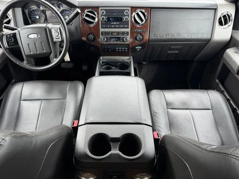 Used 2011 Ford F250 Lariat w/ Lariat Interior Pkg AWD/4WD image 20