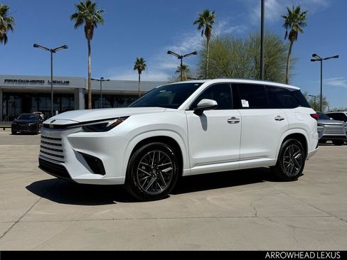 New 2026 Lexus TX 350 FWD image 2