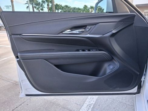 Used 2023 Cadillac CT4 Luxury image 13