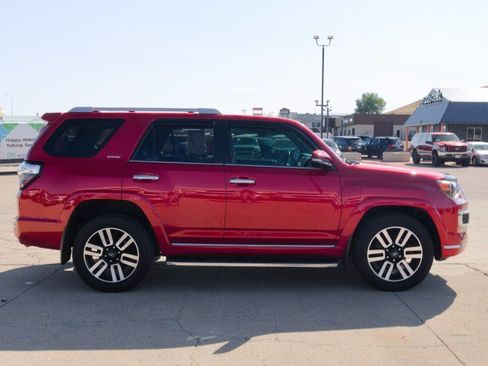 Used 2024 Toyota 4Runner Limited AWD/4WD image 5
