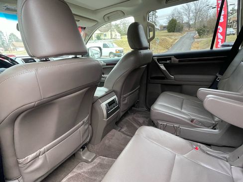 Used 2017 Lexus GX 460 Premium image 21