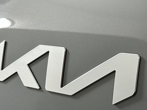 Used 2024 Kia Telluride SX X-Line image 11